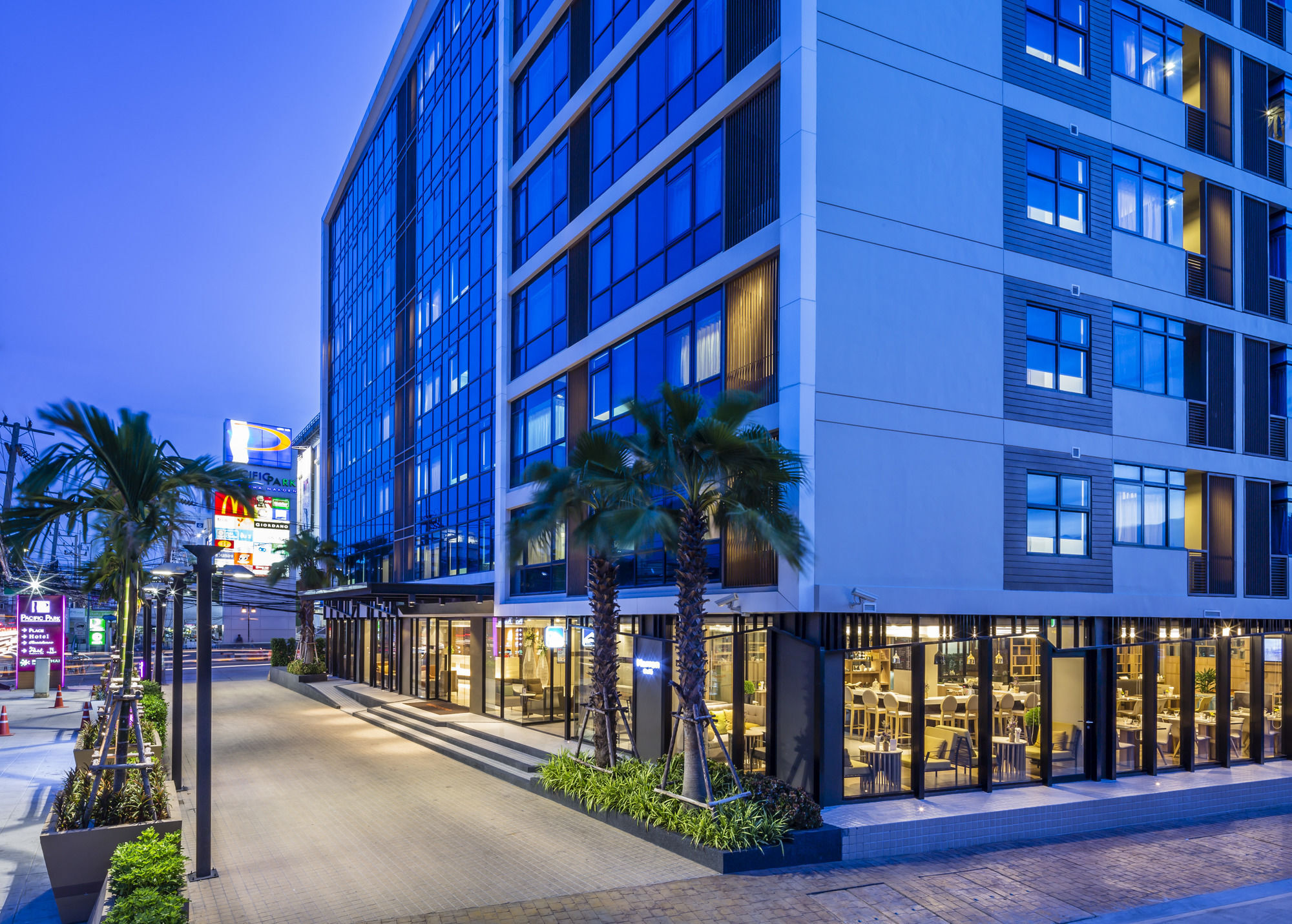 แปซิฟิก ปาร์ค โฮเทล  Hotel ศรีราชา ภายนอก รูปภาพ